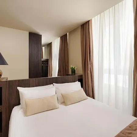 Hotel The Square Milano Duomo - Preferred Hotels & Resorts-2